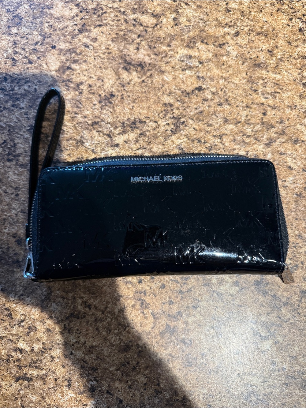 Michael Kors Black Gloss Patent Wristlet Wallet